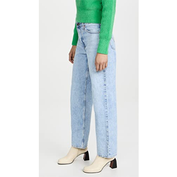 Levi's Women's Premium Dad Jeans for Timeless Style