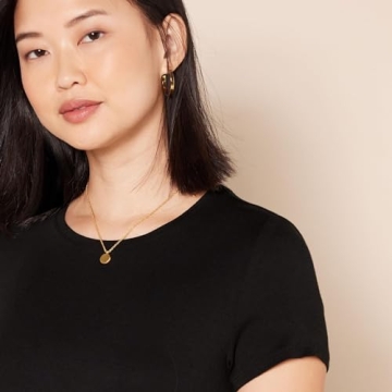 Stylish Amazon Essentials Short-Sleeve Swing Dress