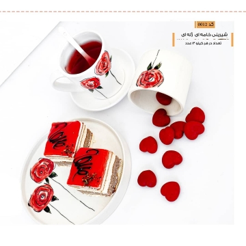 شیرینی خامه‌ای ژله‌ای – مینی مربعیِ قرمز-پذیرایی لوک?...