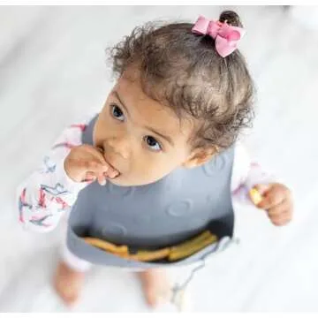 BUSY BABY Bungee Bib & Utensil Set – Adjustable Silicone Bib with Pocket & Tethered Utensils for Babies & Toddlers