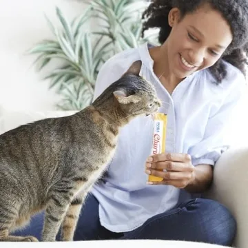 INABA Churu Cat Treats, Grain-Free Lickable Snack, Tuna Flavor