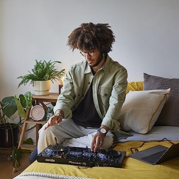 Pioneer DJ DDJ-REV1 Serato DJ Controller for Beginners