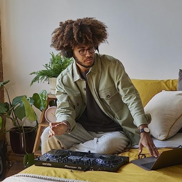 Pioneer DJ DDJ-REV1 Serato DJ Controller for Beginners