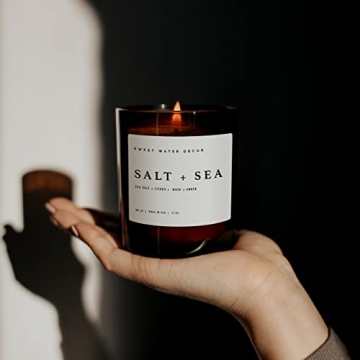 Beach-Scented Soy Candle - Sea Salt & Amber