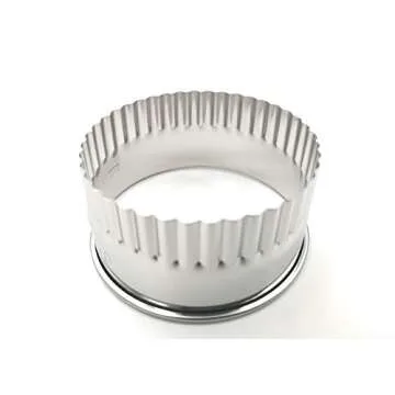 JOKUMO 11 Piece Graduated Sizes Fluted Edge Round Pastry/Cookie Cutter Set Heavy Duty 18/8 304 Stainless Steel – Metal Engrave Size –Tin Storage Box for Scones, Pastries, Baking, Desserts, Muffins,