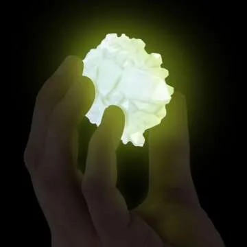 NATIONAL GEOGRAPHIC Glow-in-the-Dark Crystal Growing Lab - DIY Crystal Creation - Includes Real Fluorite Crystal Specimen