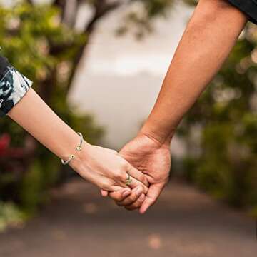 Elegant UNY Jewel Twisted Cable Wire Cuff Bangle Bracelet