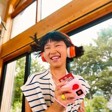 Yoto The Gruffalo by Julia Donaldson – Kids Audiobook Cards for Use with Yoto Player & Yoto Mini Bluetooth Speaker, Fun Educational Daytime & Bedtime Stories & Singalongs, for Children Ages 3+