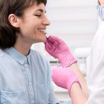 Schneider Nitrile Exam Gloves, 4-mil Medical Gloves Disposable Latex Free, Powder Free, Food Safe Gloves for Cooking, Cleaning, Examination, Cherry Blossom, Medium, 100-ct Box