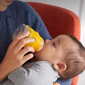 Smilo Baby Feeding Set - Bottles, Pacifiers & Brush