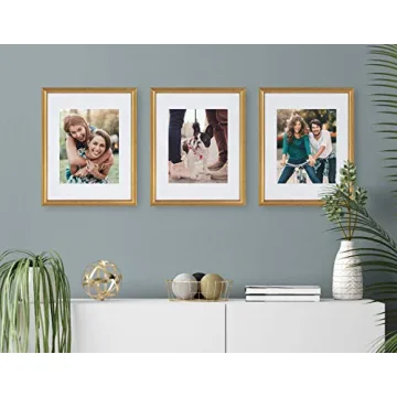Kate and Laurel Adlynn Gold Frame Set - 4 Stylish Frames