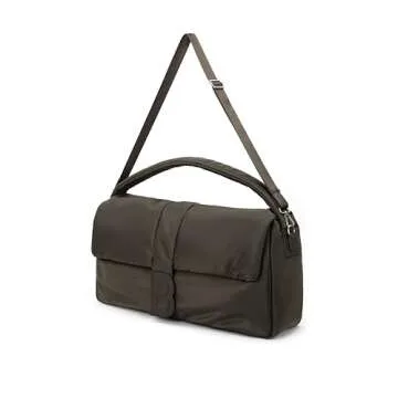Stylish Nia Duffle Bag Designed for Travellers