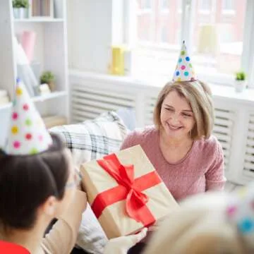 birthday present for mom