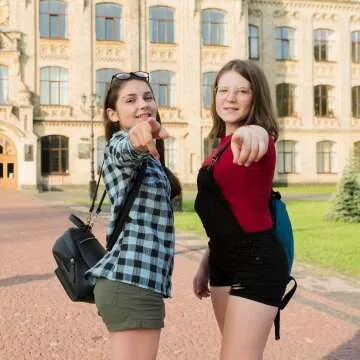 Top Picks for Teenagers: Insanely Stylish High School Girl Gift Ideas