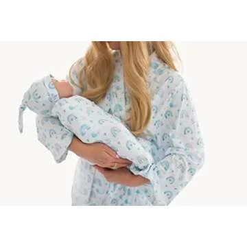 Mom and baby matching outfits