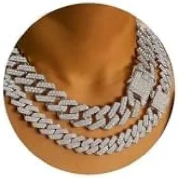 Love Day 24' Outfits