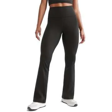 Women's Lounge and Fitness