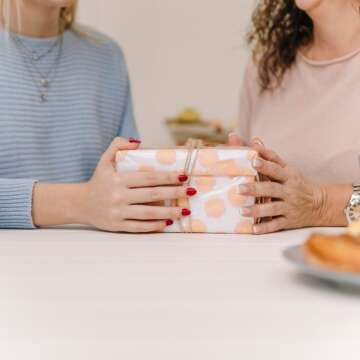 Gift Giving Upgrade: 25 Must-Have Presents for the 40-Year-Old Women Who Deserves More