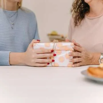 Gift Giving Upgrade: 25 Must-Have Presents for the 40-Year-Old Women Who Deserves More