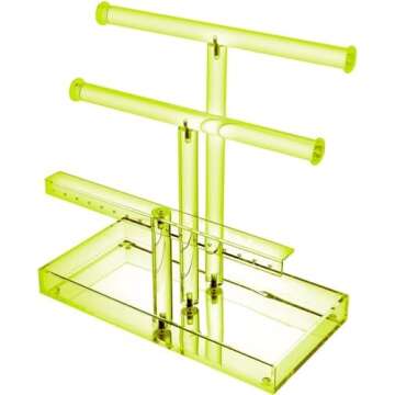 Living room/dining room & closet must haves