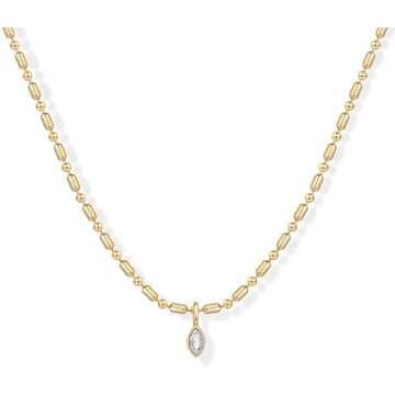 NECKLACES: jewelry
