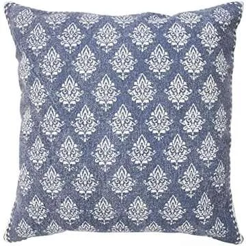 Elegant Blue And White Bedroom Decor