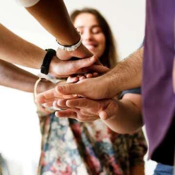 Universal Joy: Top Gift Ideas for All Genders 🌈