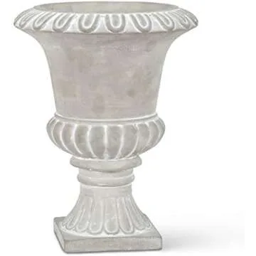 Spring Planters & Decor