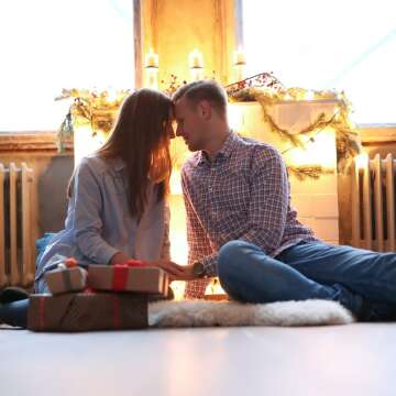 From the Heart: 20 Personalized Anniversary Gift Ideas for Your Beloved Husband