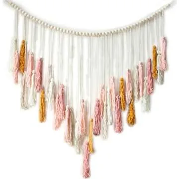 Girl's Bedroom Decor