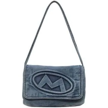 “Cool girl” outfits based on color combos