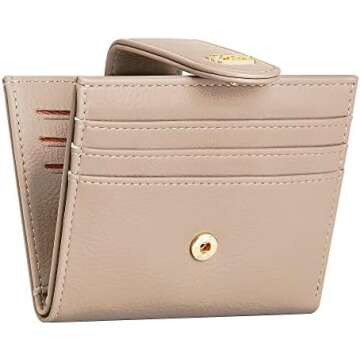 Minimal Diaper Bag Essentials