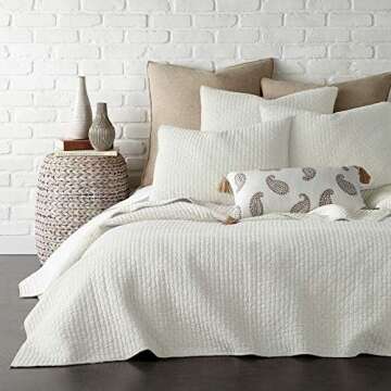 Bedding & Linens