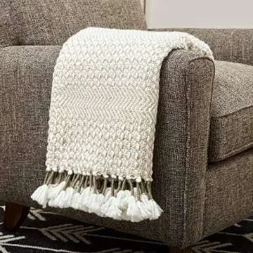 Comfy Woven Throw Blankets