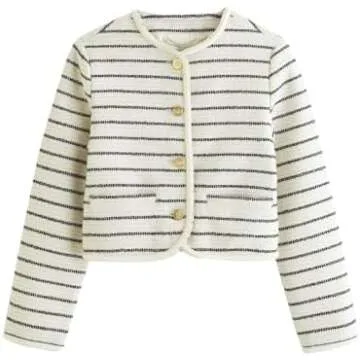 CAPSULE WARDROBE