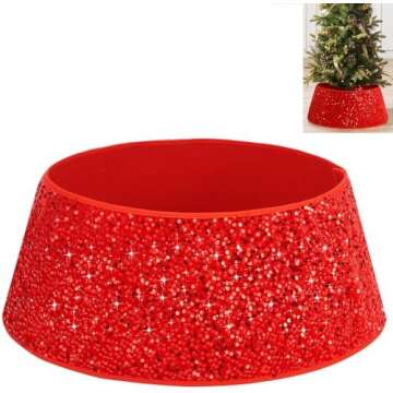 Traditional Red & Green Christmas Tree Inspo