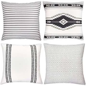 Decorating with Accent Pillows