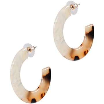 Outfit-Making Accessories