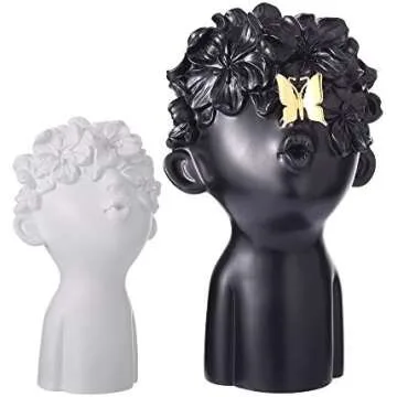 Shelf Styling- The Black and White Edit