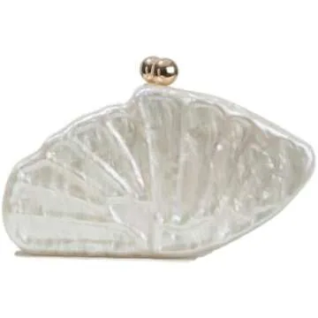 Vacation Essentials☁️