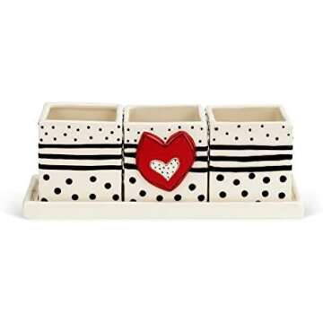 Valentine's Day Outdoor Decor and Tablescape