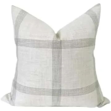 Throw Pillows & Blankets