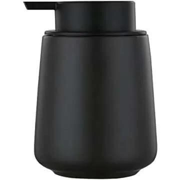 minimalist bathroom essentials