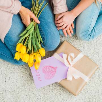 Unique Smiles: Gifts Under $150 for Mom!