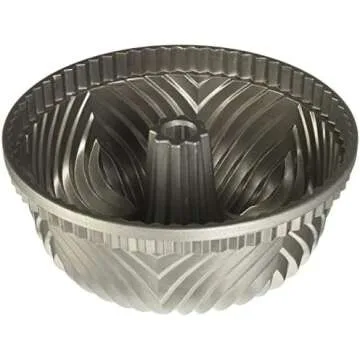 My Absolute Favorite Nordic Ware Bundt Pans!