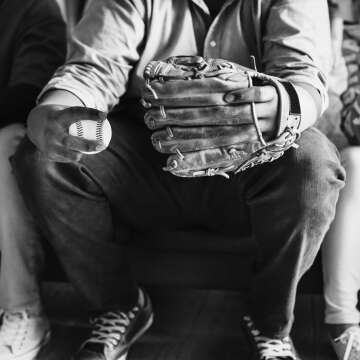 Score a Touchdown with these Coolest Gifts for Football Fans!