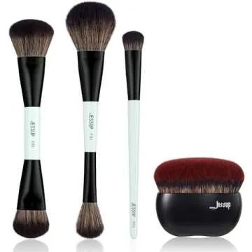 Makeup brushes