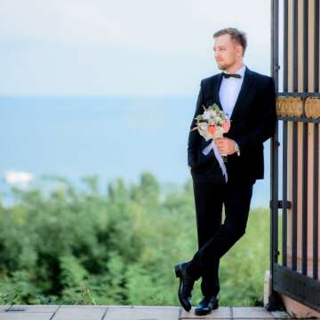 Upgrade Your Wedding Experience with These Memorable Groomsmen Gifts