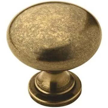 Hardwares- knobs and pulls