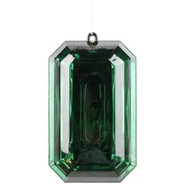 HOLIDAY DECOR + CRAFTS